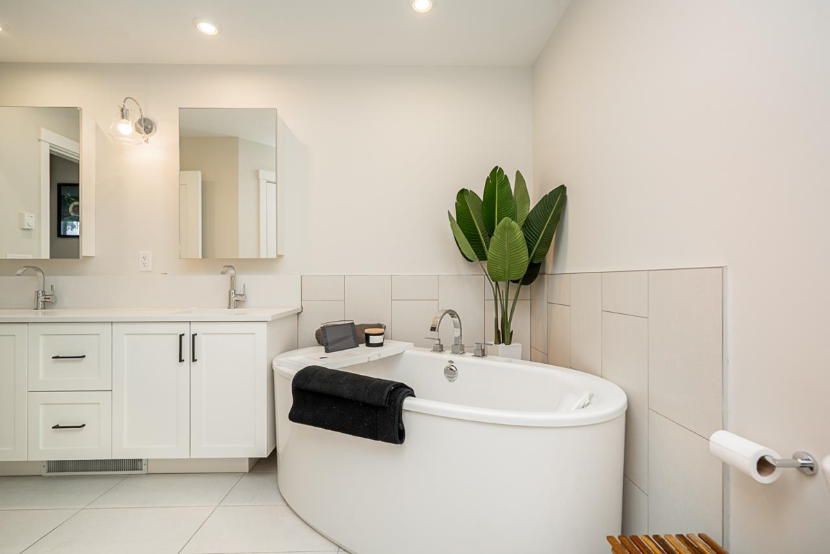 Office / Den Photo of 204 12367 224 Street, Maple Ridge, BC