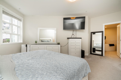 Guest Bathroom Photo of 204 12367 224 Street, Maple Ridge, BC