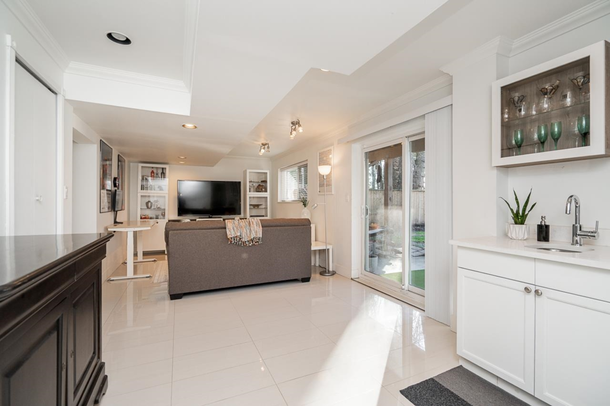 Front Yard Photo of 6489 108a Street, Delta, BC