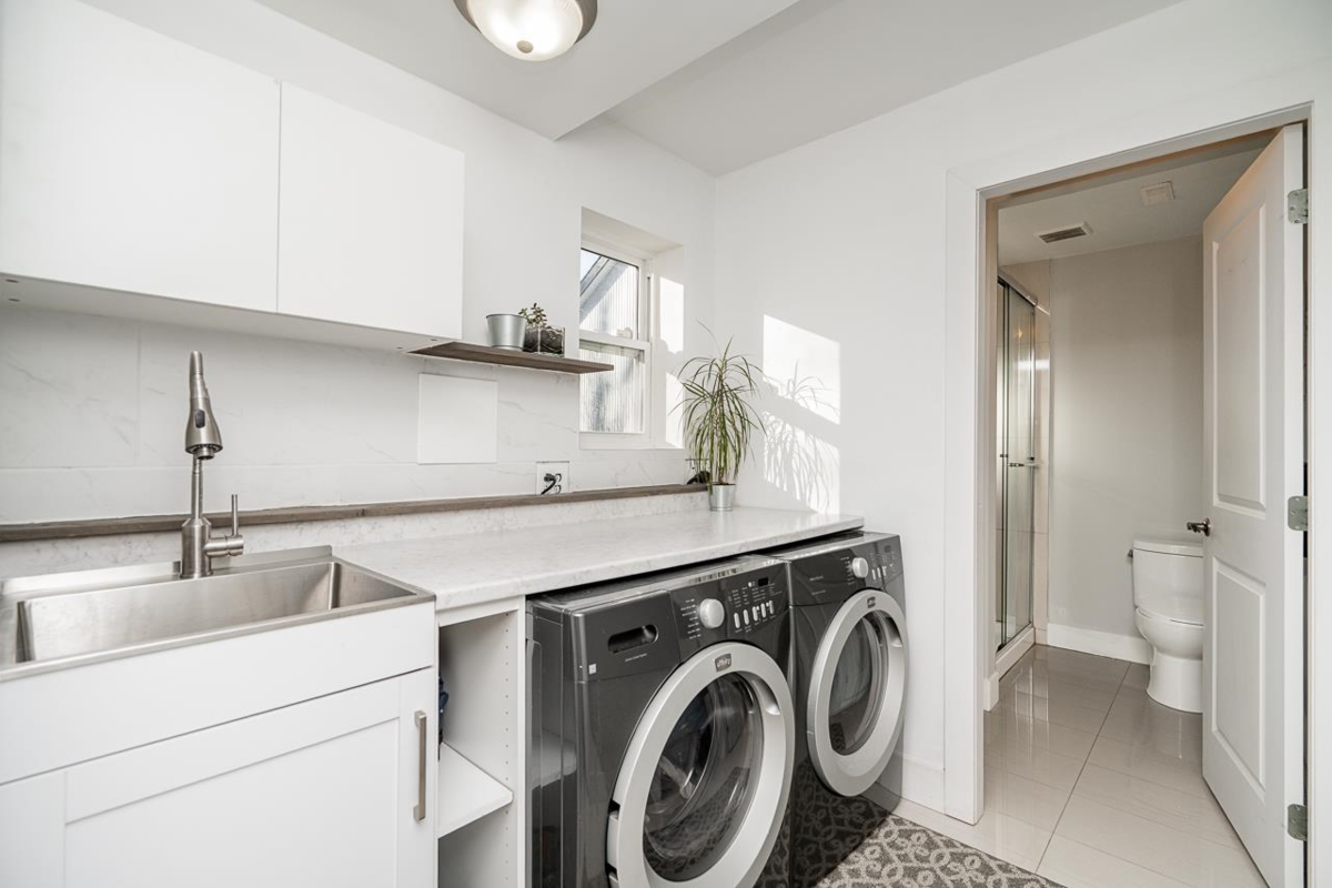 Outdoor Kitchen Photo of 6489 108a Street, Delta, BC