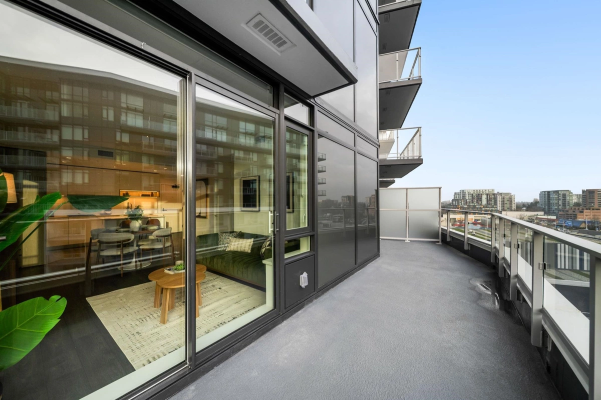 Front Yard Photo of 927 6300 Minoru Boulevard, Richmond, BC