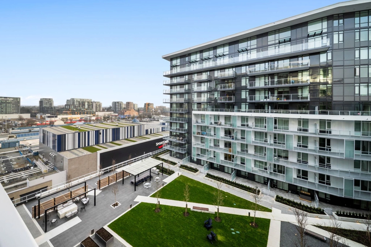 Garden / Landscaping Photo of 927 6300 Minoru Boulevard, Richmond, BC