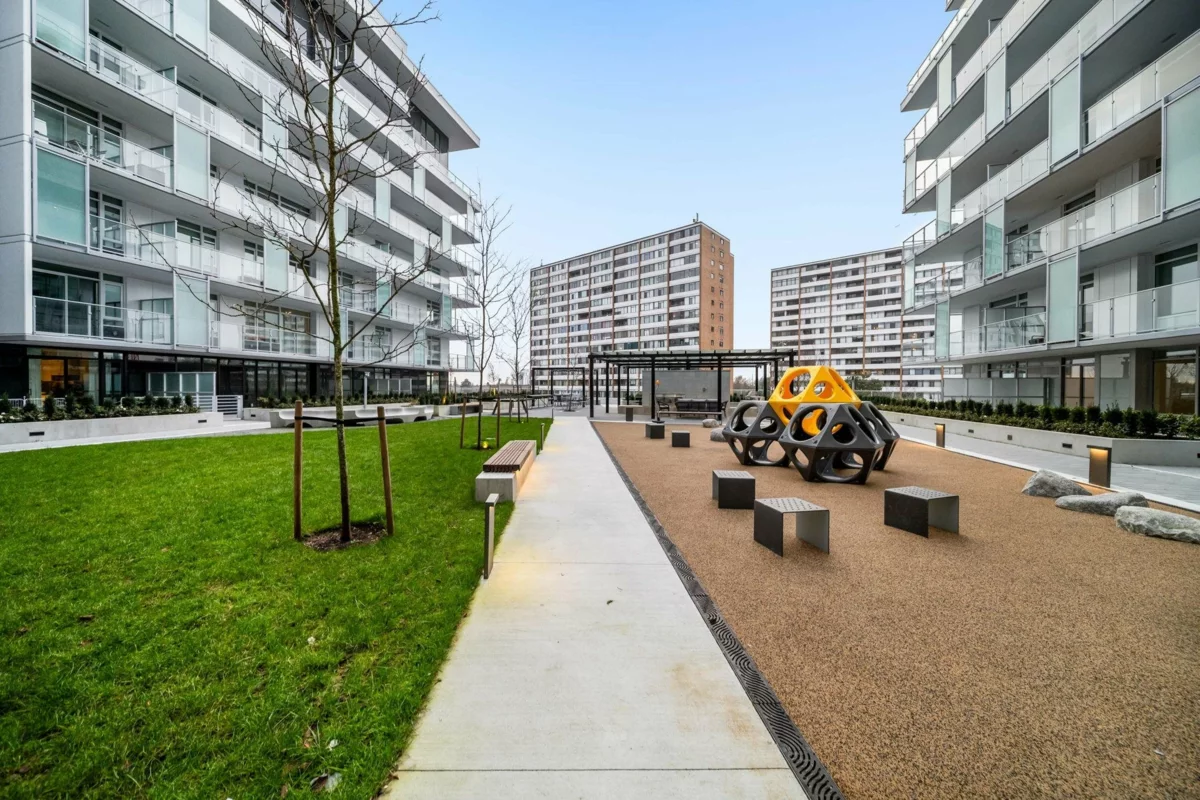 Outdoor Kitchen Photo of 927 6300 Minoru Boulevard, Richmond, BC