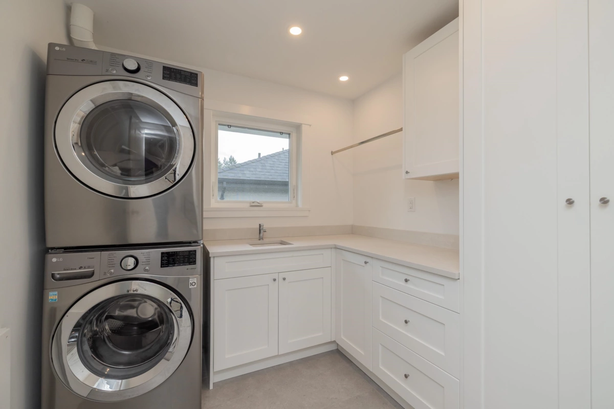 Basement Recreation Room Photo of 7139 Paulus Crescent, Burnaby, BC