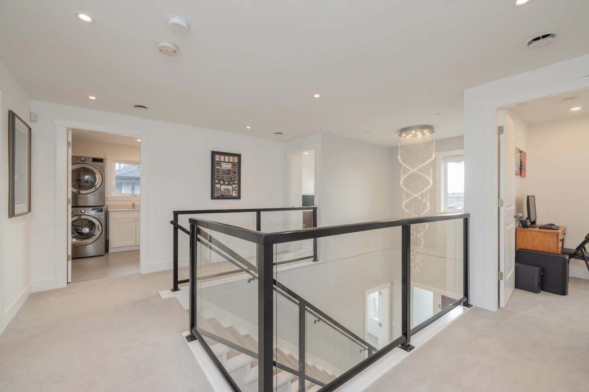 Primary Bathroom Photo of 7139 Paulus Crescent, Burnaby, BC