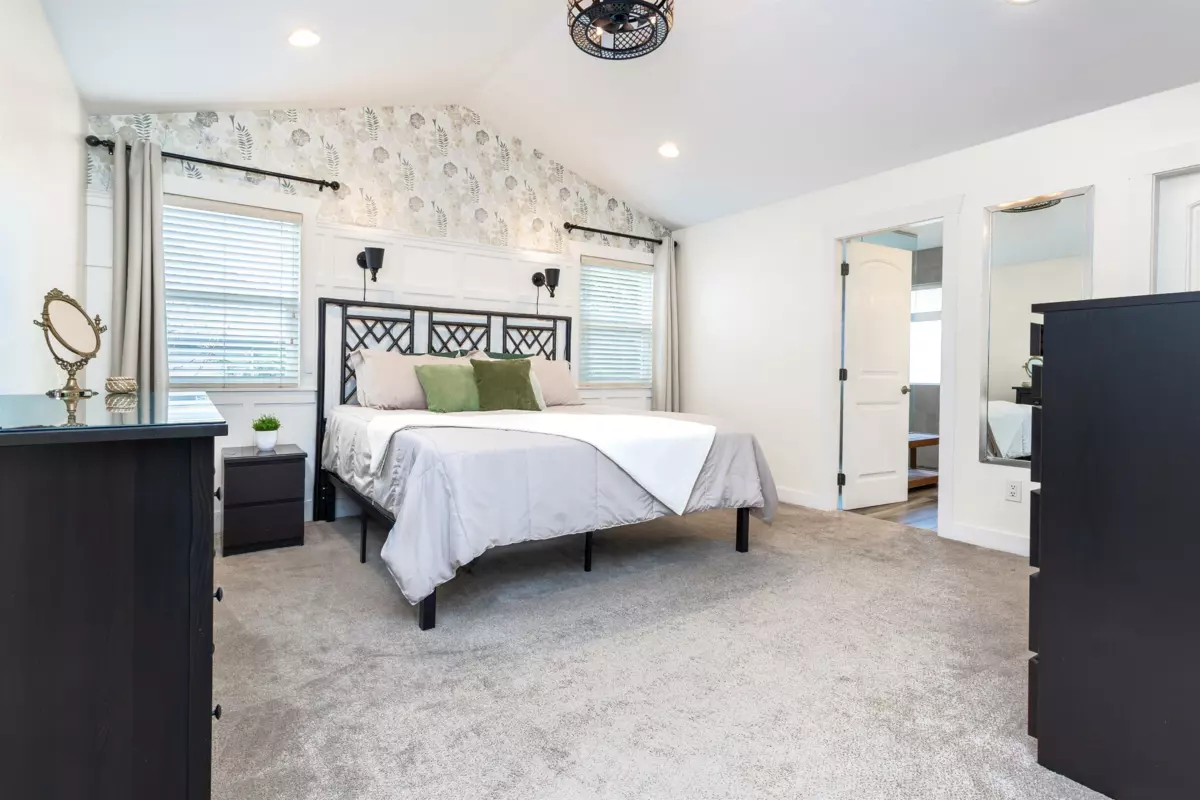 Basement Recreation Room Photo of 7301 196a Street, Langley, BC