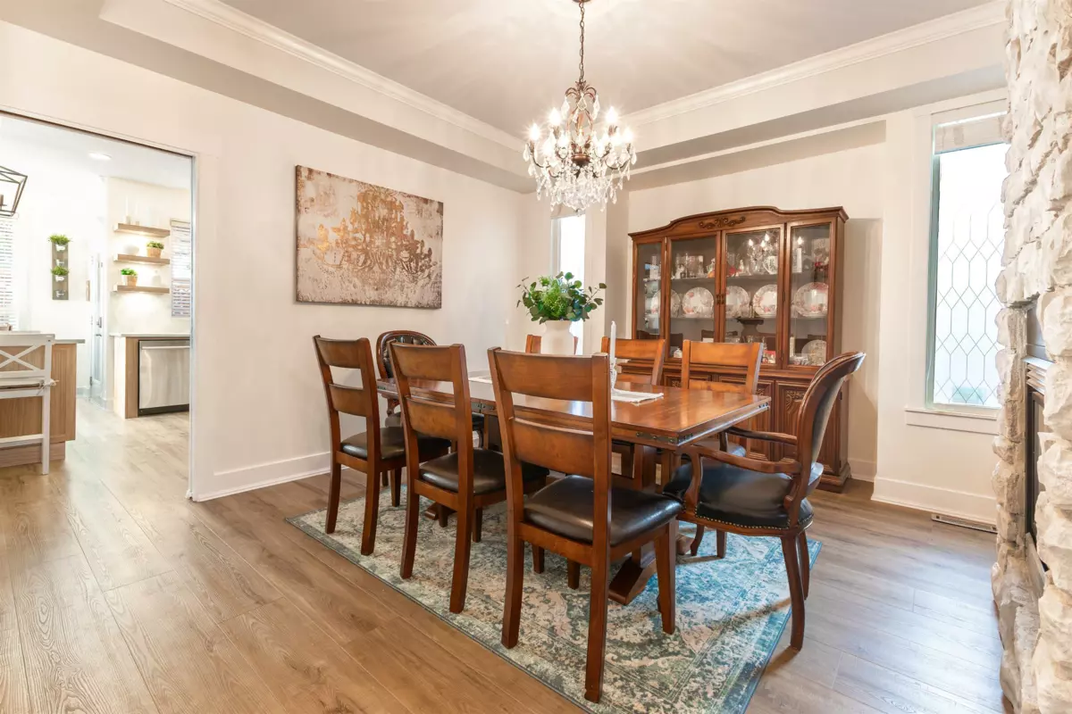 Kitchen Island Photo of 7301 196a Street, Langley, BC