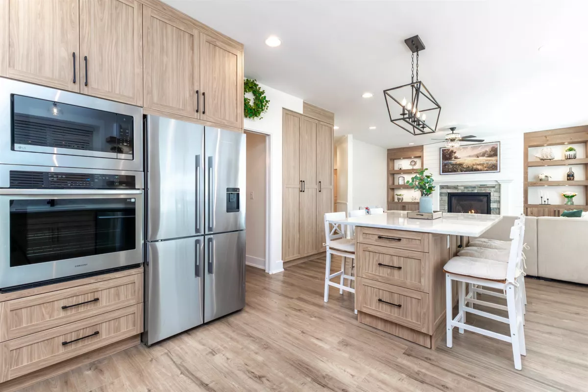 Walk-In Closet Photo of 7301 196a Street, Langley, BC