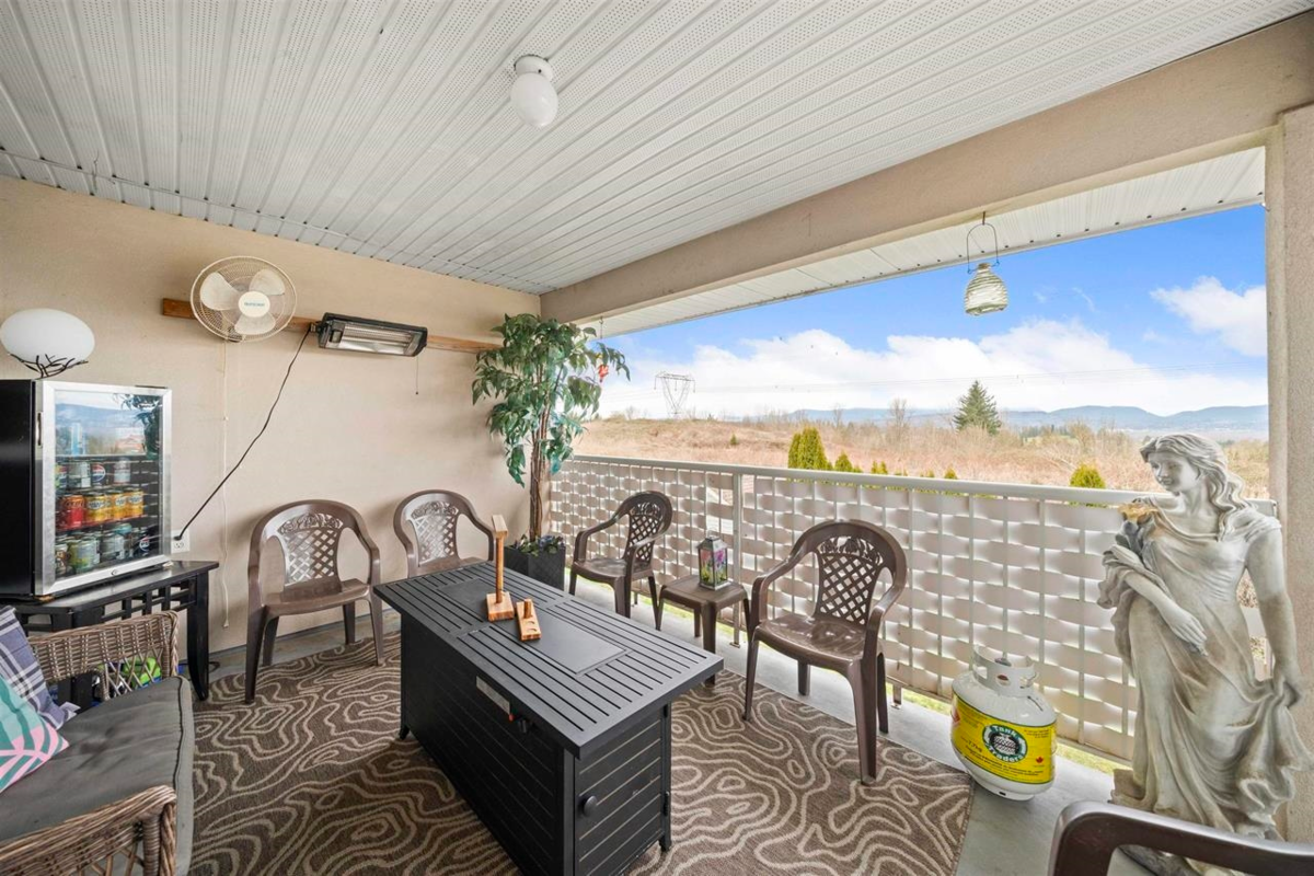 Outdoor Deck Photo of 31533 Homestead Crescent, Abbotsford, BC