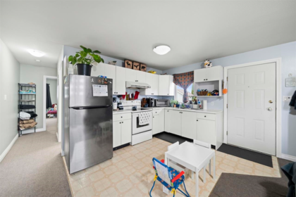 Hallway Photo of 31533 Homestead Crescent, Abbotsford, BC