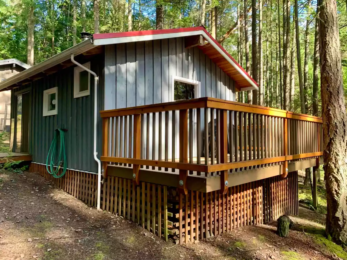 Staircase Photo of 10 776 Wilks Road, Mayne Island, BC