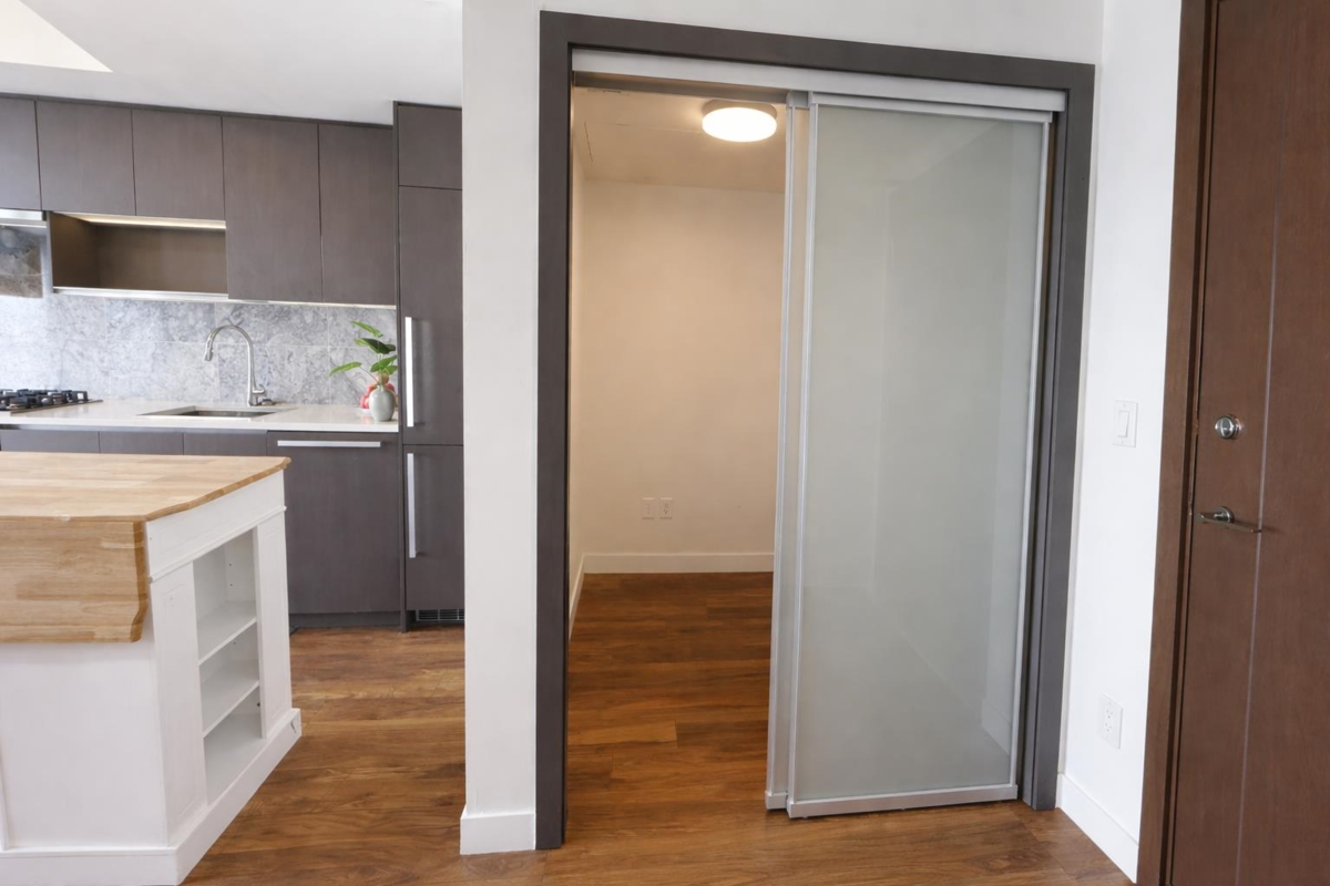 Guest Bathroom Photo of 1609 8988 Patterson Road, Richmond, BC
