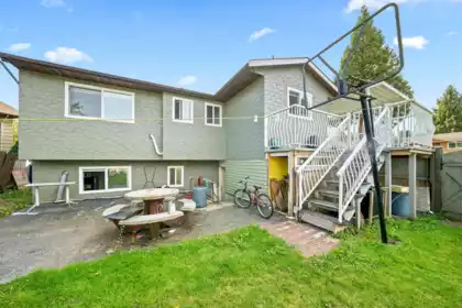 Outdoor Kitchen Photo of 7060 E Brewster Drive, Delta, BC