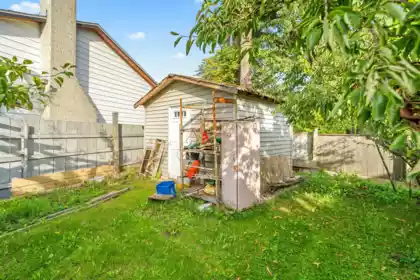 Swimming Pool Photo of 7060 E Brewster Drive, Delta, BC
