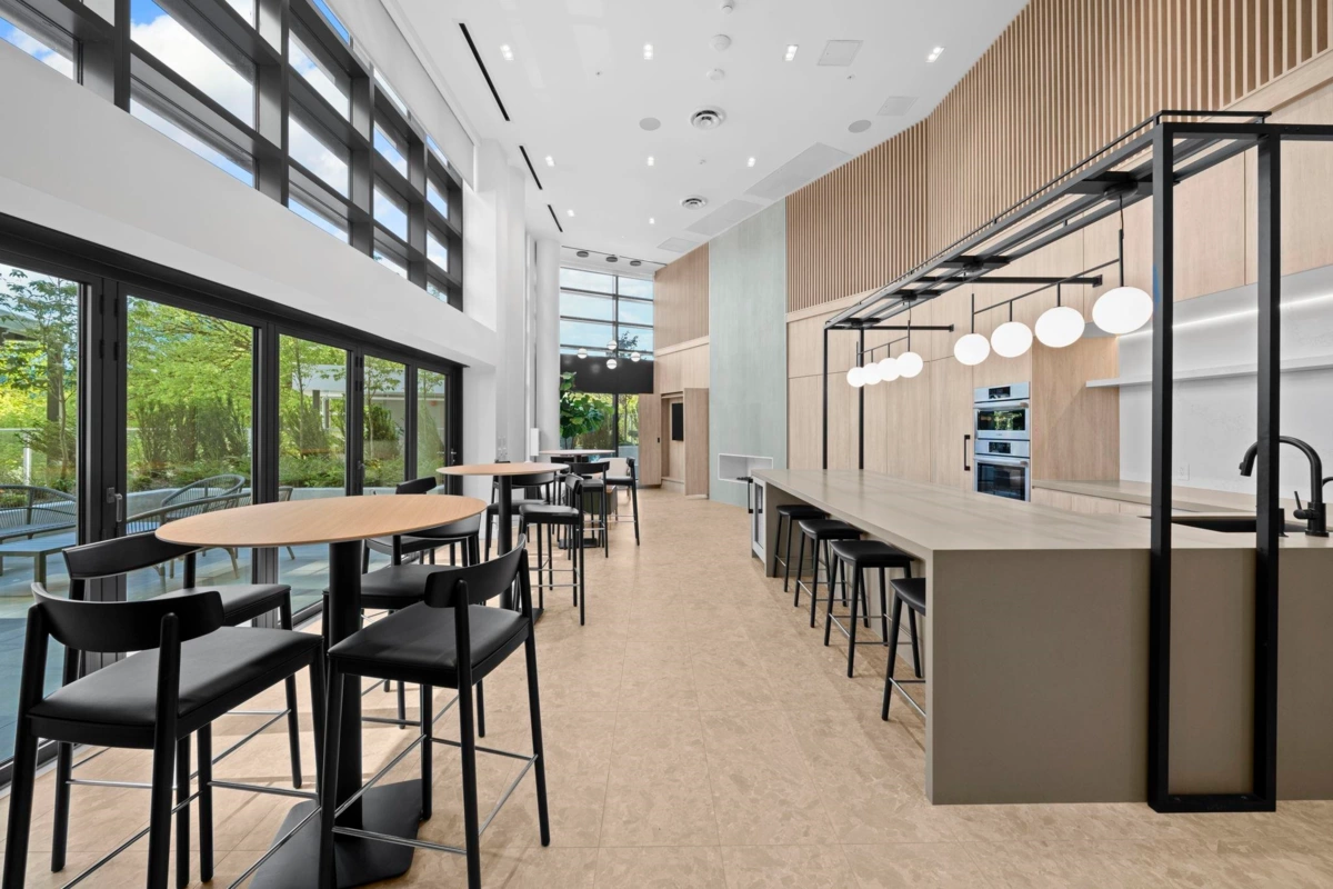 Swimming Pool Photo of 721 6300 Minoru Boulevard, Richmond, BC