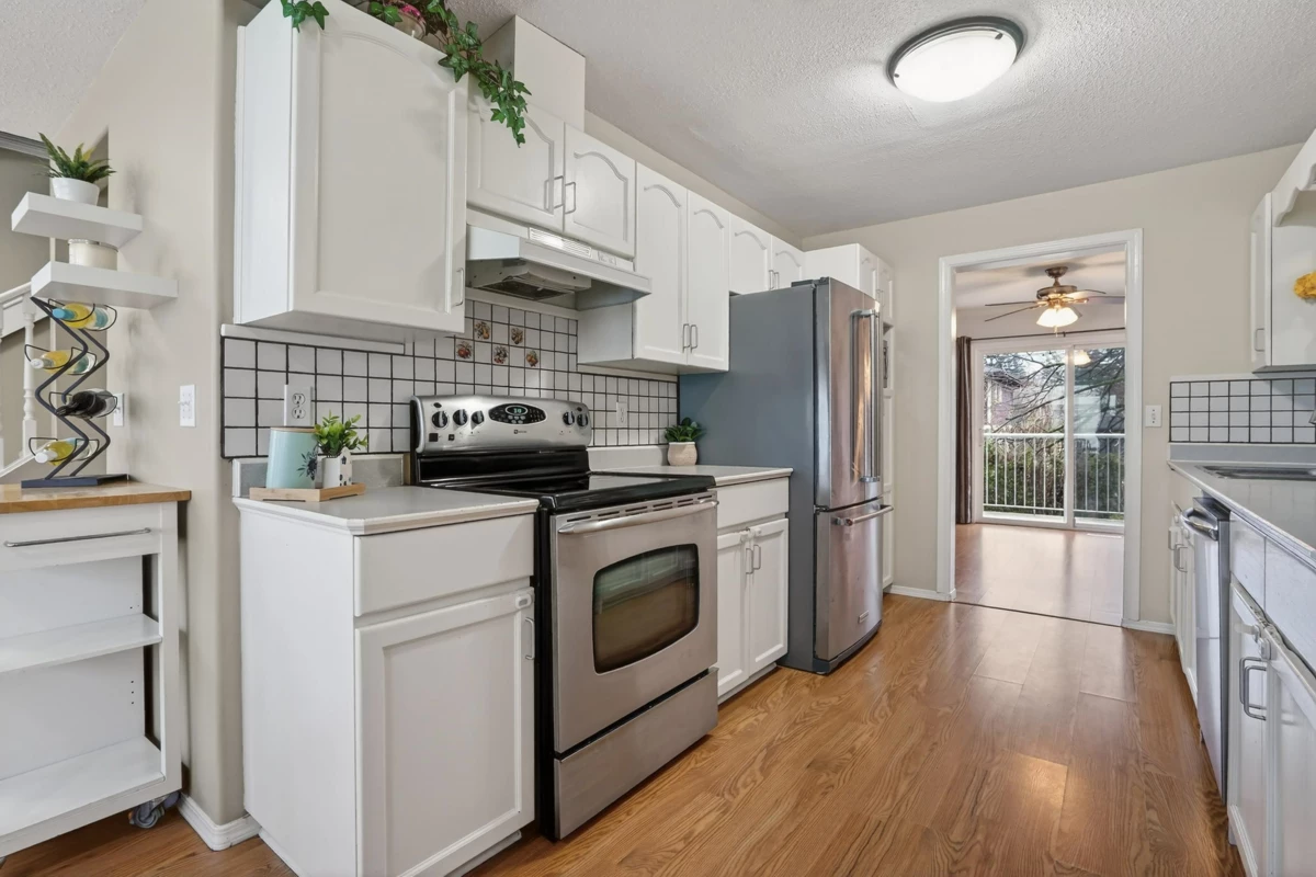 Dining Area Photo of 28 45286 Watson Road, Chilliwack, BC