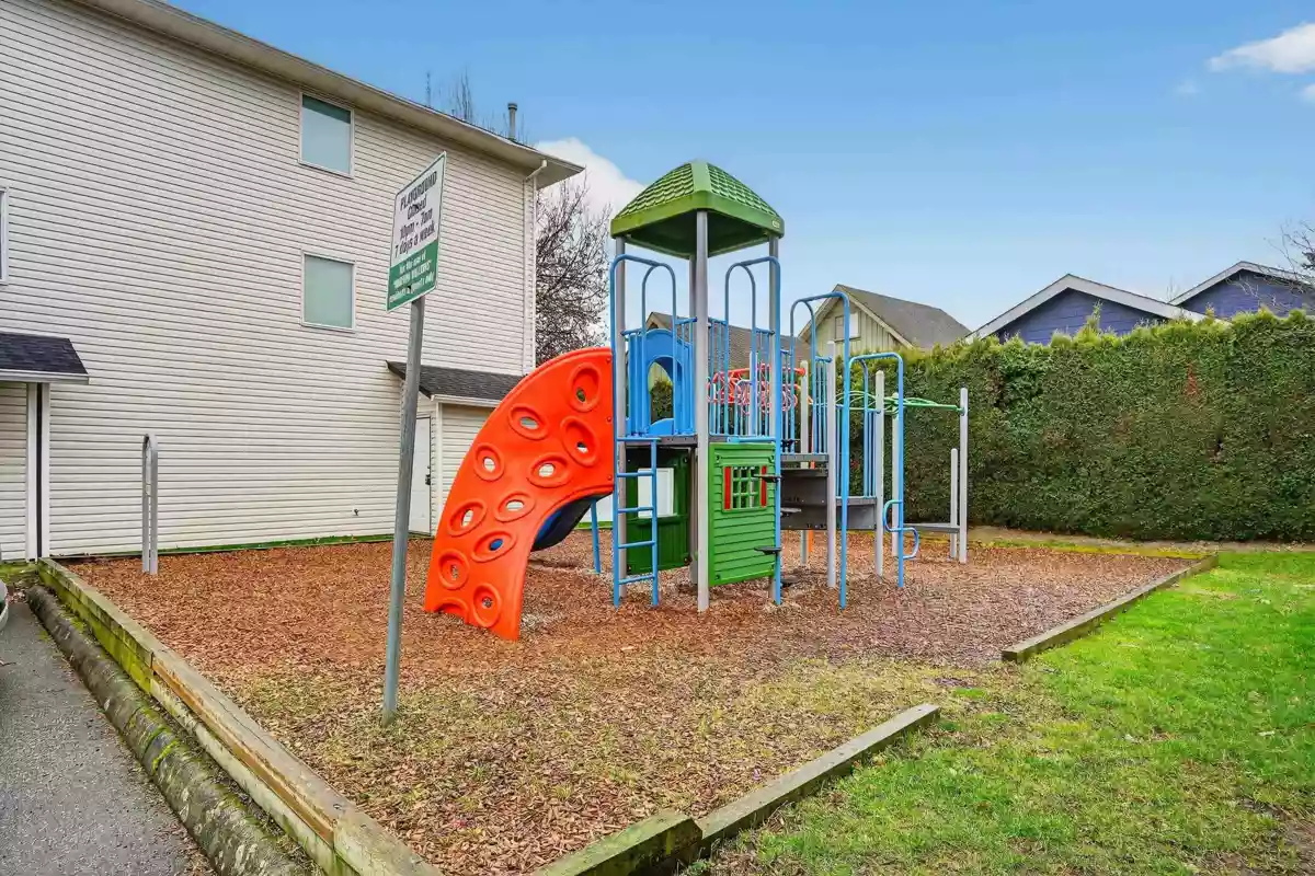 Front Yard Photo of 28 45286 Watson Road, Chilliwack, BC