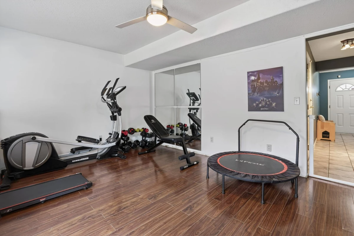 Hallway Photo of 28 45286 Watson Road, Chilliwack, BC