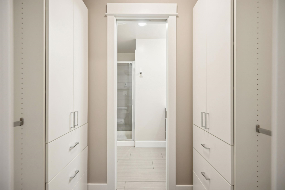 Guest Bathroom Photo of 205 2495 Wilson Avenue, Port Coquitlam, BC