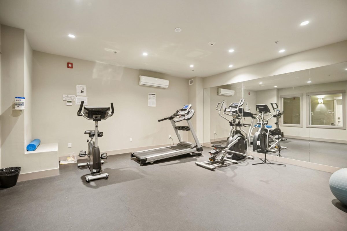 Hallway Photo of 205 2495 Wilson Avenue, Port Coquitlam, BC