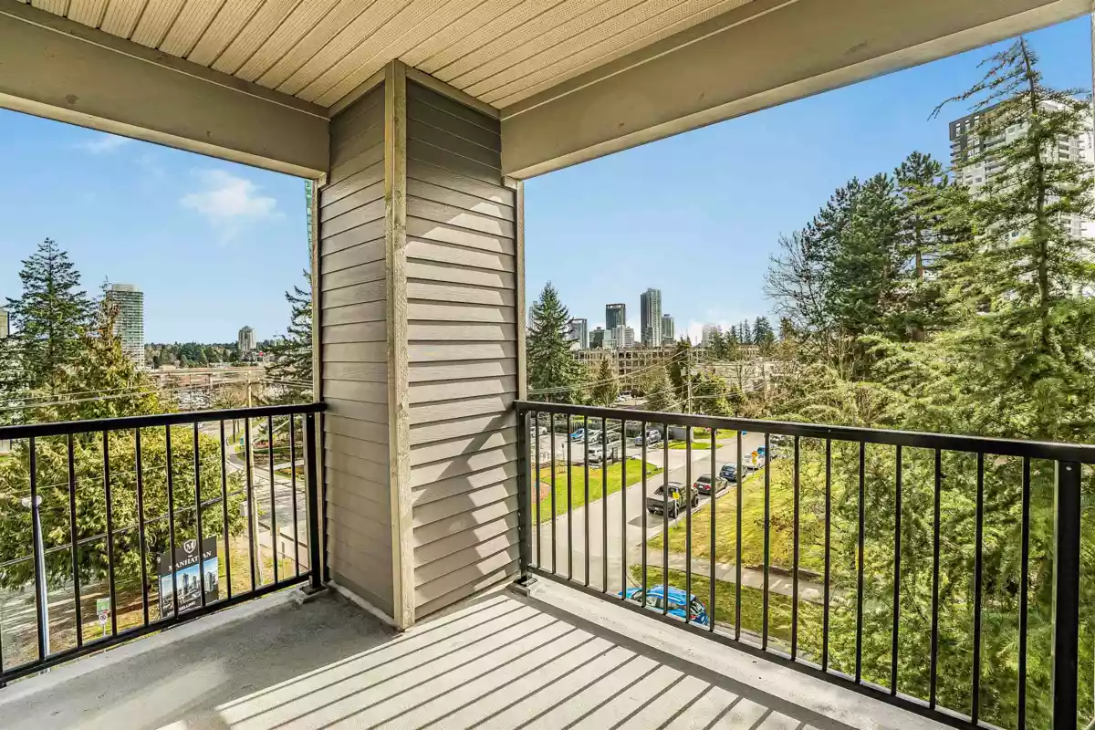 Primary Bedroom Photo of 404 13339 102a, Surrey, BC