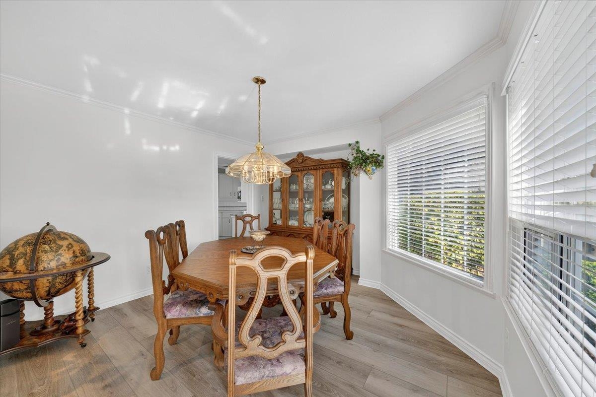 Kitchen Island Photo of 5385 Galleon Place, Delta, BC