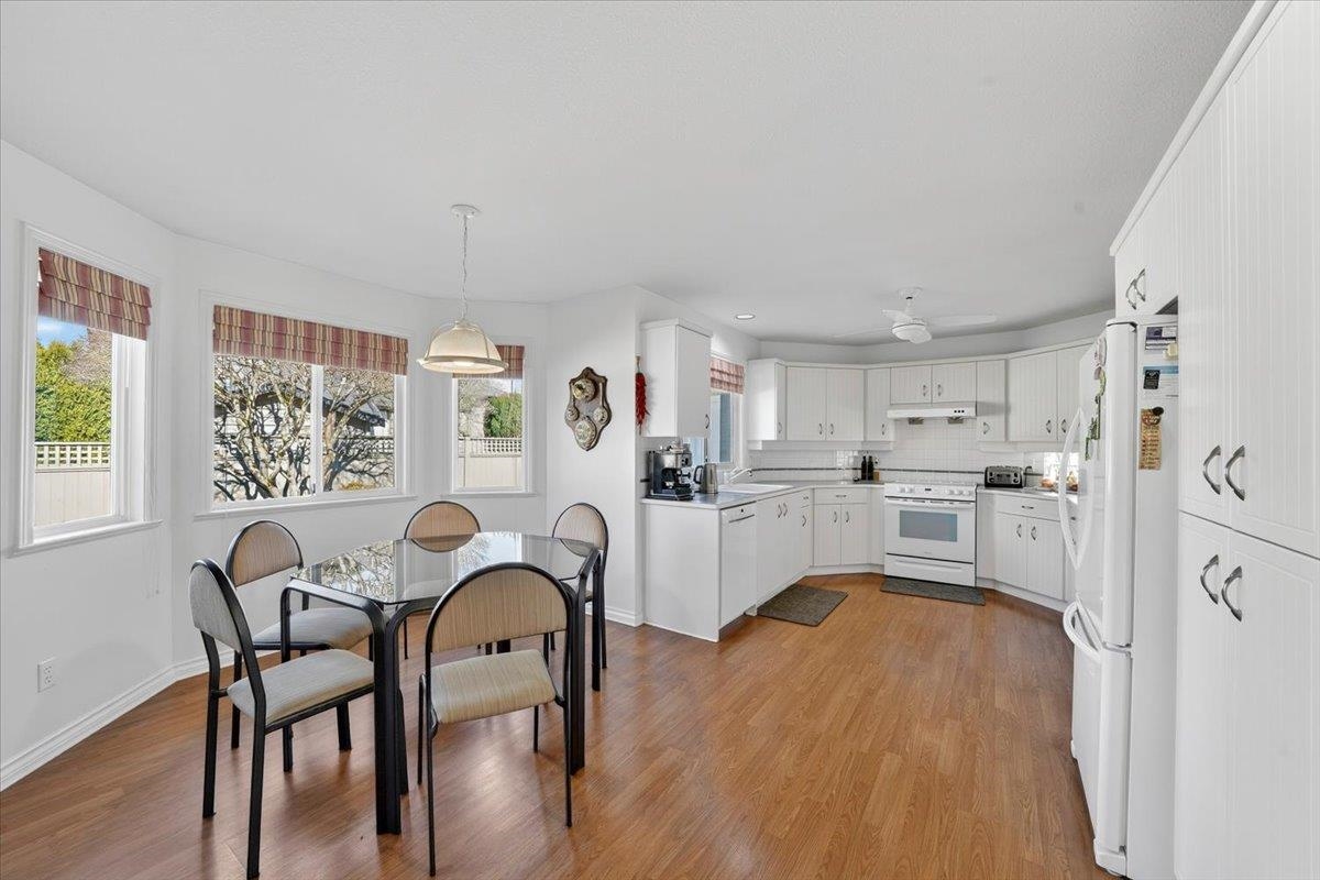 Walk-In Closet Photo of 5385 Galleon Place, Delta, BC