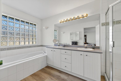 Laundry Room Photo of 5385 Galleon Place, Delta, BC