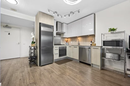 Kitchen Island Photo of 1103 3007 Glen Drive, Coquitlam, BC