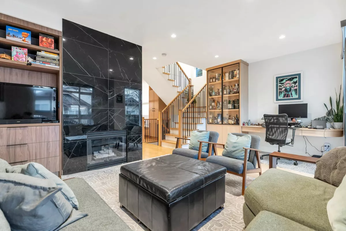 Hallway Photo of 24 15 Forest Park Way, Port Moody, BC