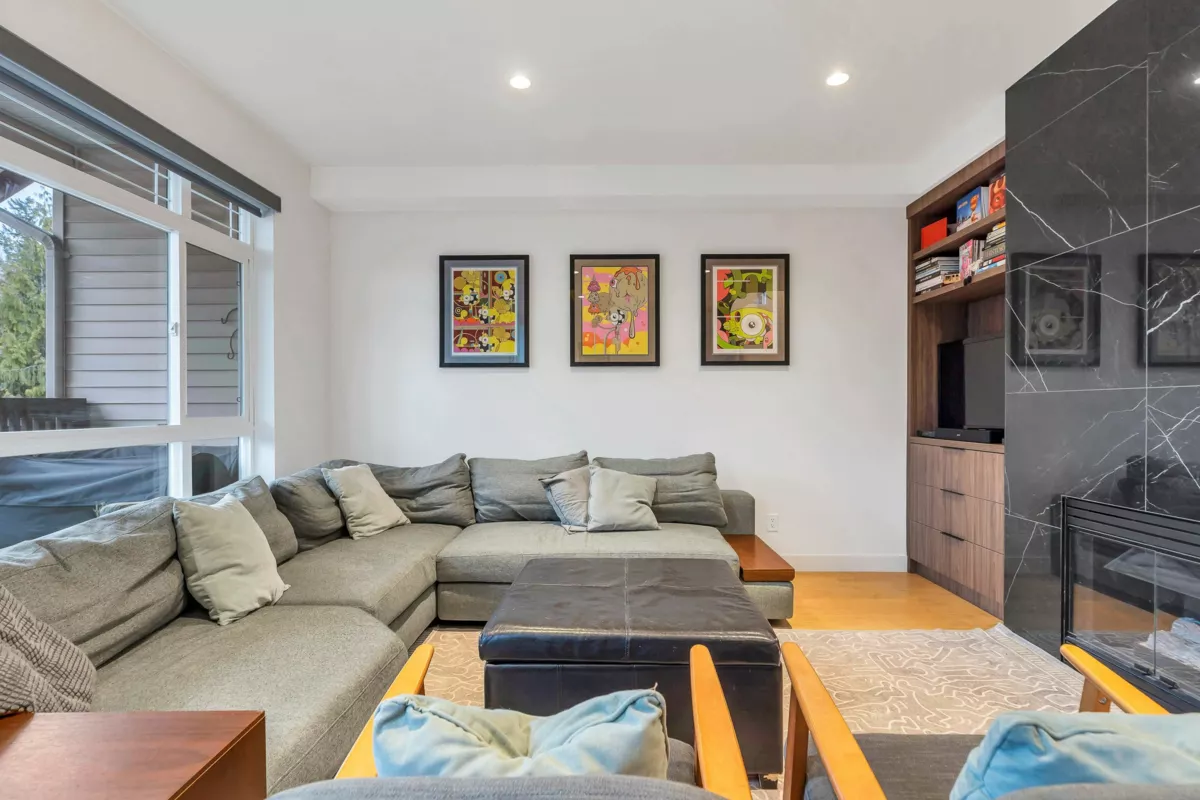 Mudroom Photo of 24 15 Forest Park Way, Port Moody, BC