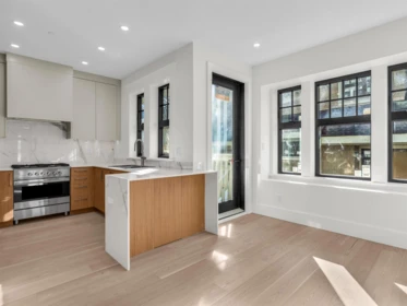 Breakfast Nook Photo of 2568 W 2nd Avenue, Vancouver, BC