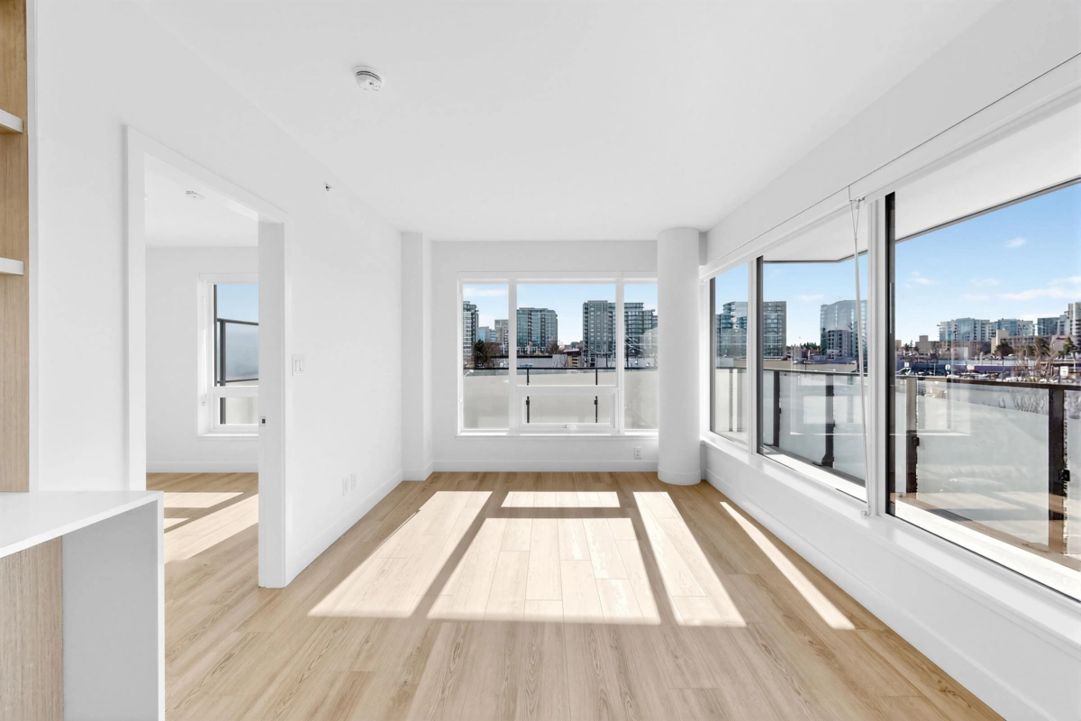 Dining Area Photo of 407 7977 Lansdowne Road, Richmond, BC
