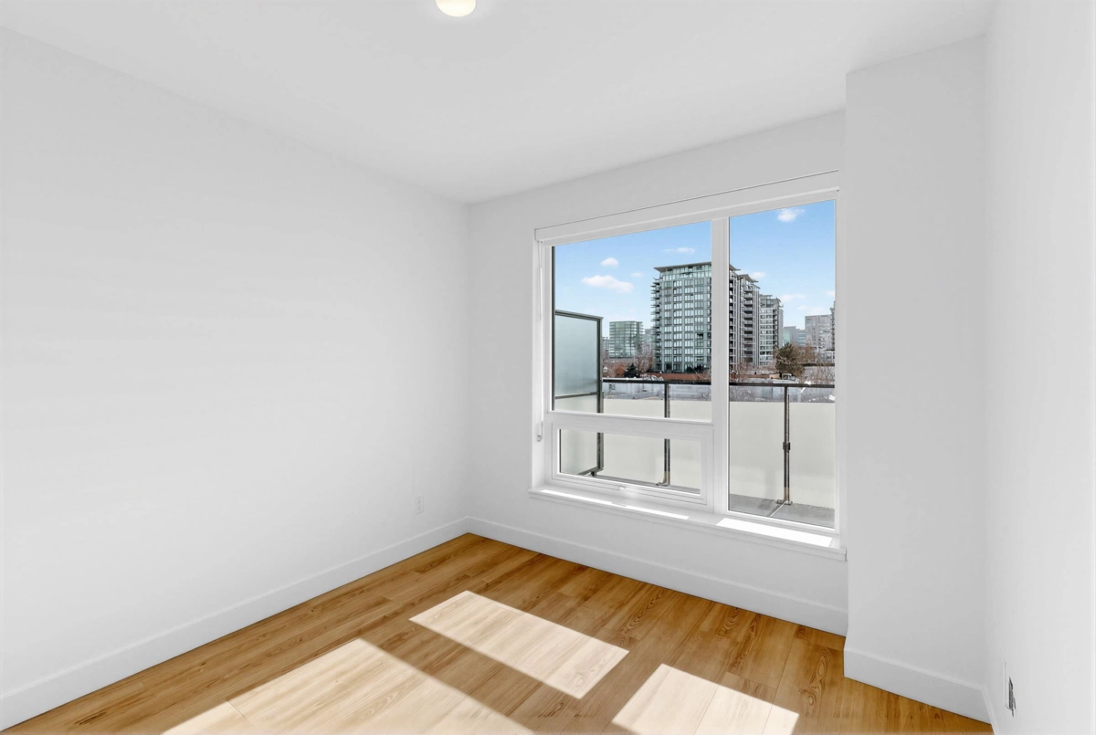 Primary Bedroom Photo of 407 7977 Lansdowne Road, Richmond, BC