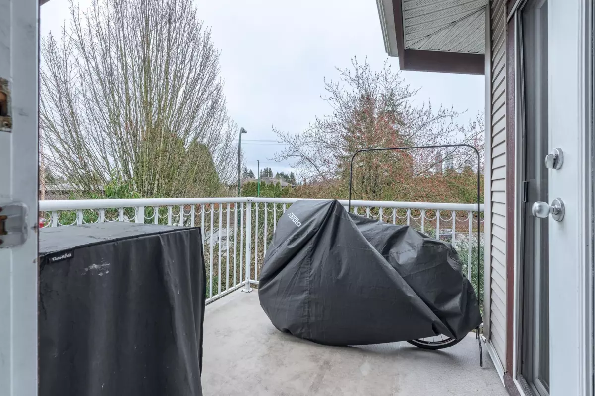 Living Room Photo of 310 5355 Boundary Road, Vancouver, BC
