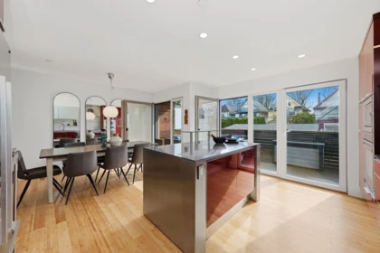 128 W 12th Avenue, Vancouver, BC, Vancouver — Half Duplex for sale