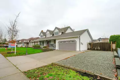5904 188 Street, Surrey, BC, Surrey — Single Family Residence for sale