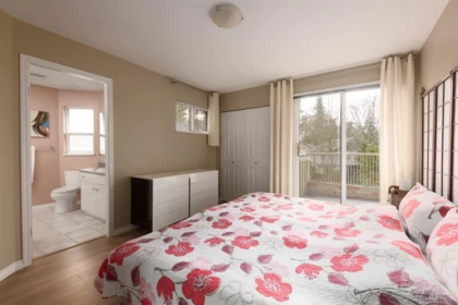 Powder Room Photo of 19 8701 16th Avenue, Burnaby, BC