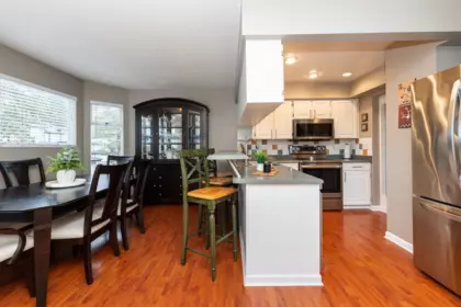 35 1195 Falcon Drive, Coquitlam, BC, Coquitlam — Townhouse for sale
