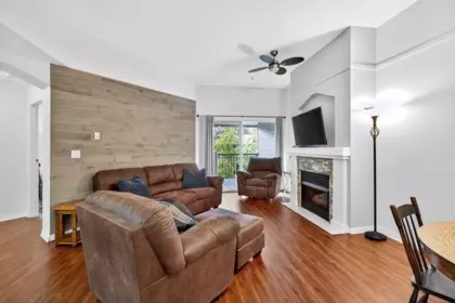 322 19528 Fraser Highway, Surrey, BC, Surrey — Apartment/Condo for sale