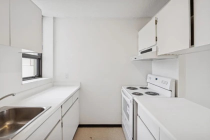 Primary Bathroom Photo of 301 1995 Beach Avenue, Vancouver, BC