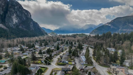 1990 Maple Drive, Squamish, BC, Squamish — Single Family Residence for sale
