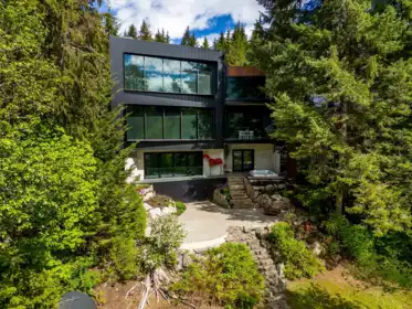Hot Tub / Spa Photo of 3258 Archibald Way, Whistler, BC
