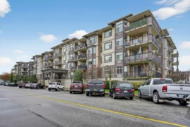 100 45893 Chesterfield Avenue, Chilliwack, BC