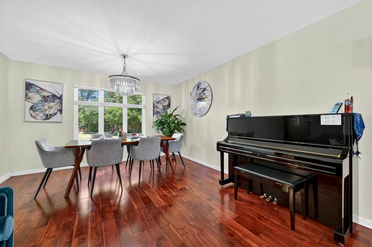 Dining Area Photo of 7848 161 Street, Surrey, BC