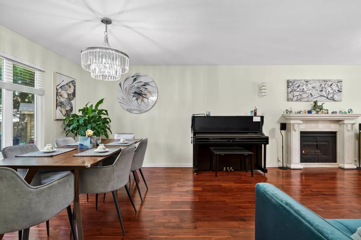 Family Room Photo of 7848 161 Street, Surrey, BC