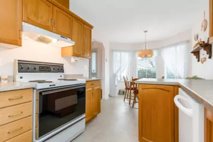 Breakfast Nook Photo of 31 1973 Winfield Drive, Abbotsford, BC