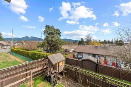Outdoor Kitchen Photo of 11982 230 Street, Maple Ridge, BC