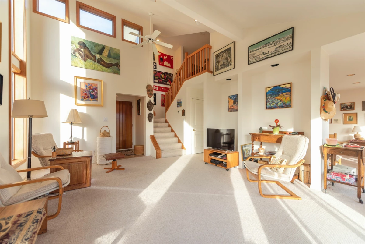 Dining Area Photo of 476 Abbs Road, Gibsons, BC