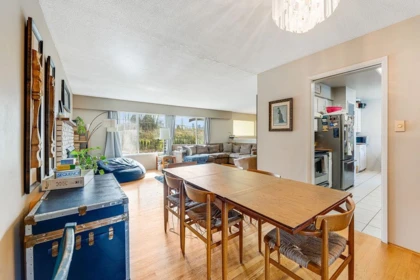 5085 Woodsworth Street, Burnaby, BC, Burnaby — Single Family Residence for sale